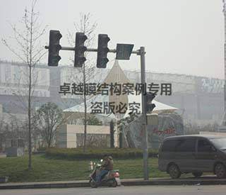 新郑龙湖华南城街角景观膜结构